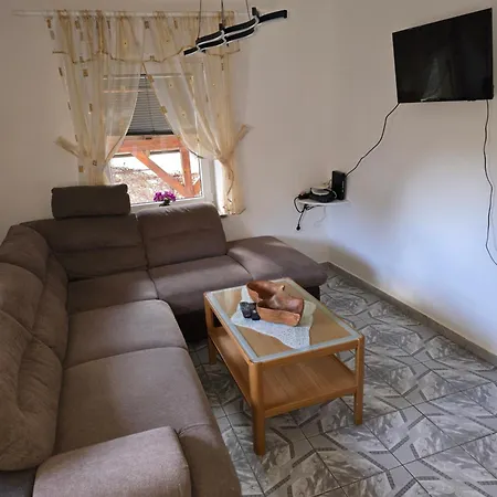 Apartmaji Pri Junesko * Kranjska Gora